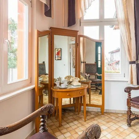 Grosszuegige Mit Terrasse, Strandkorb Apartment *